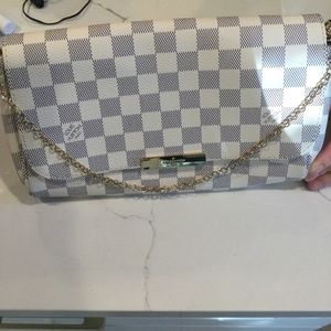 LOUIS VUITTON BAG